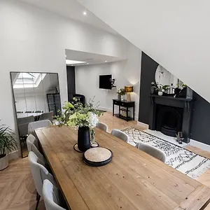 Princes Wharf, Stylish 2 Bed Centre Newcastle upon Tyne